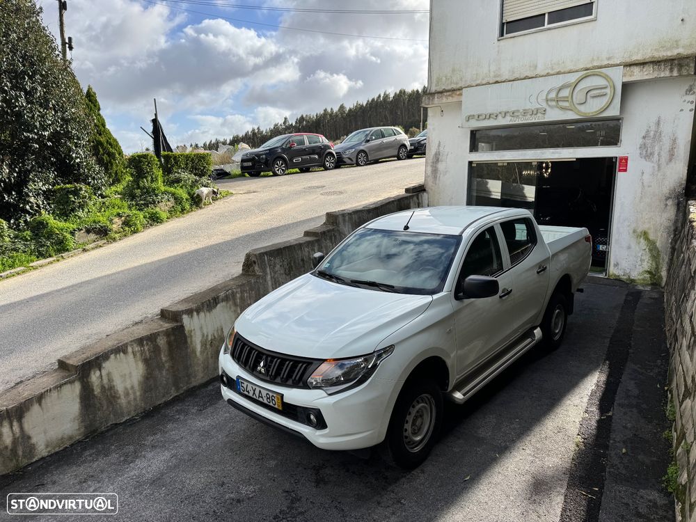 Mitsubishi L200 2.4 DI-D CD Invite 2WD - 9