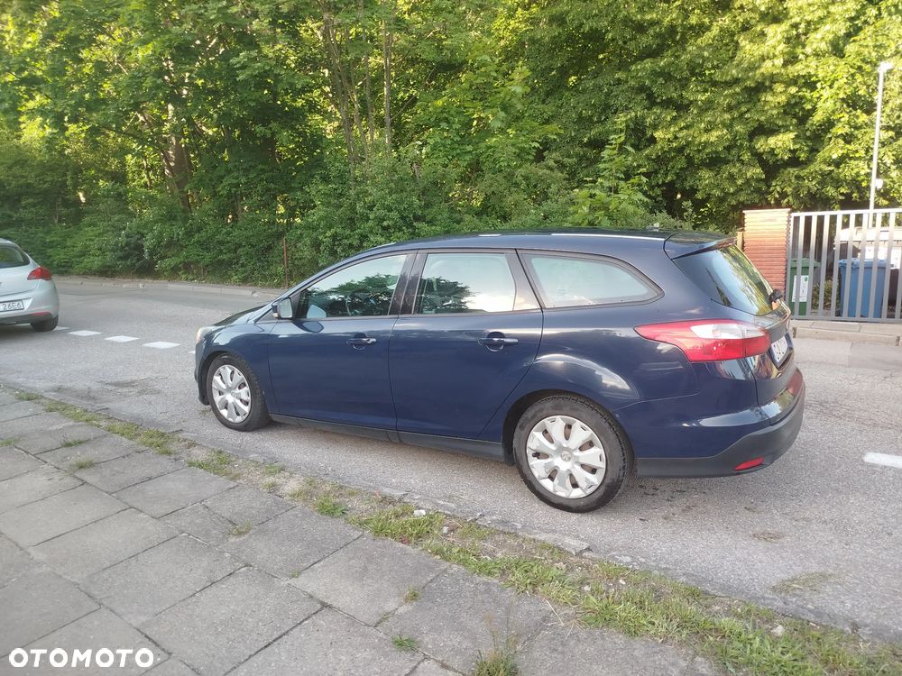 Ford Focus 1.6 TDCi Ambiente - 9