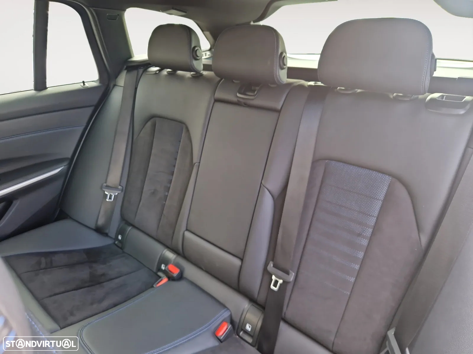 BMW 320 d Touring Pack M Auto - 15