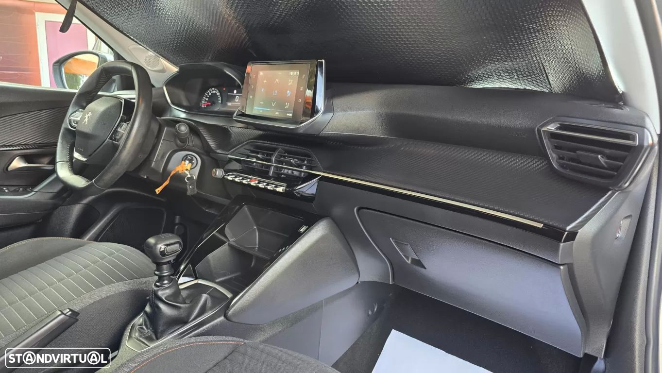 Peugeot 2008 1.2 PureTech Active Pack - 14