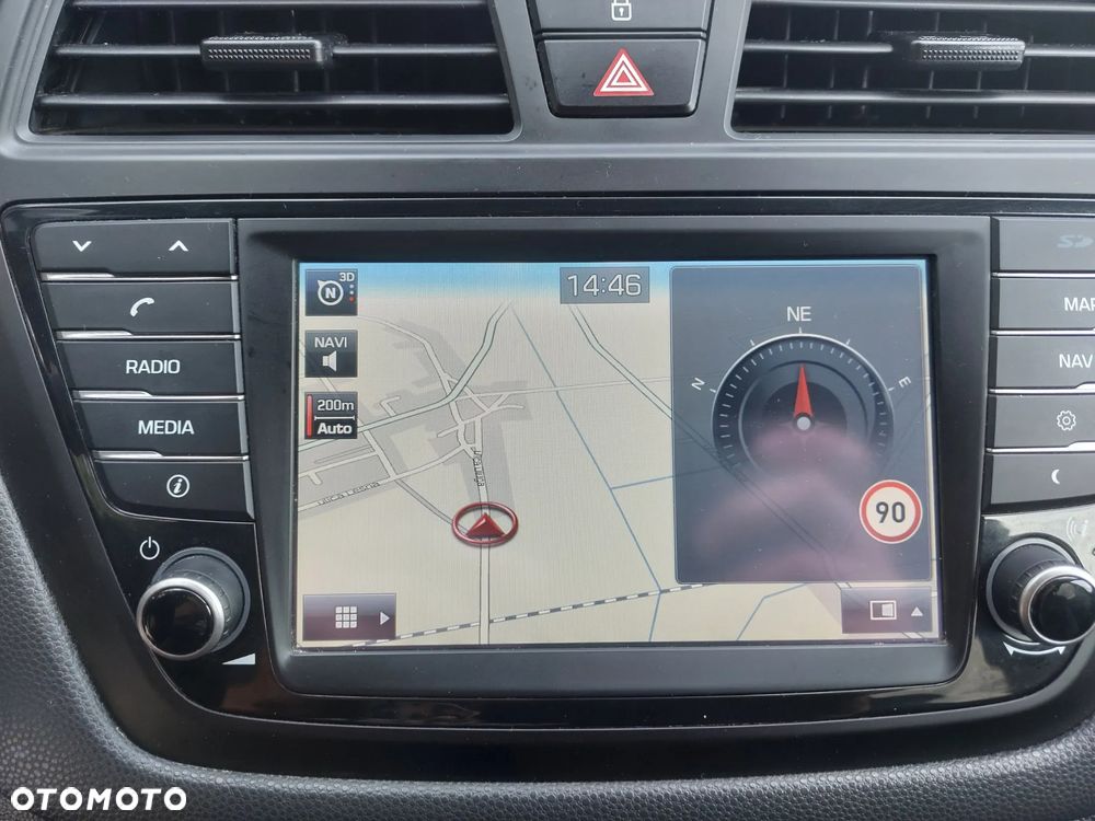 Hyundai i20 - 22