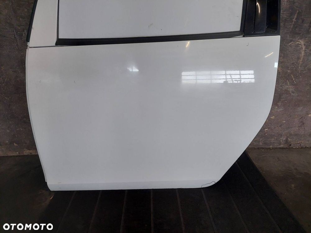 DRZWI KOMPLETNE LEWY TYŁ SKODA PRAKTIK - 2