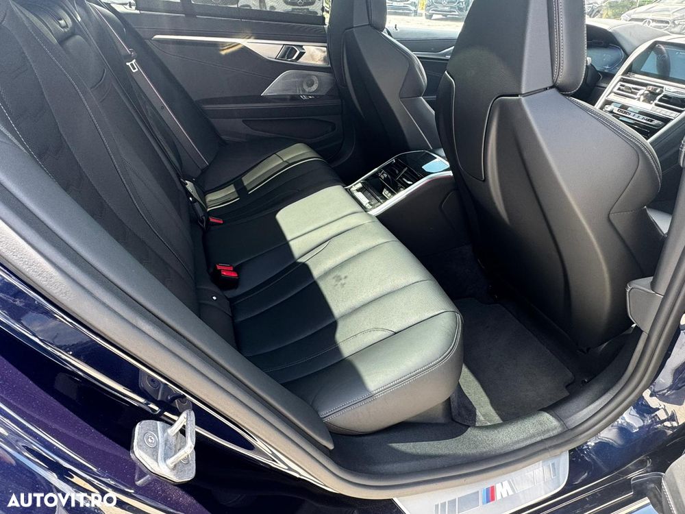 BMW Seria 8 - 10