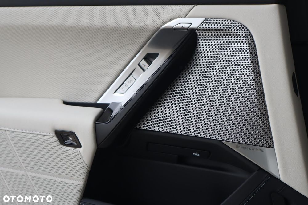 BMW Seria 7 - 24