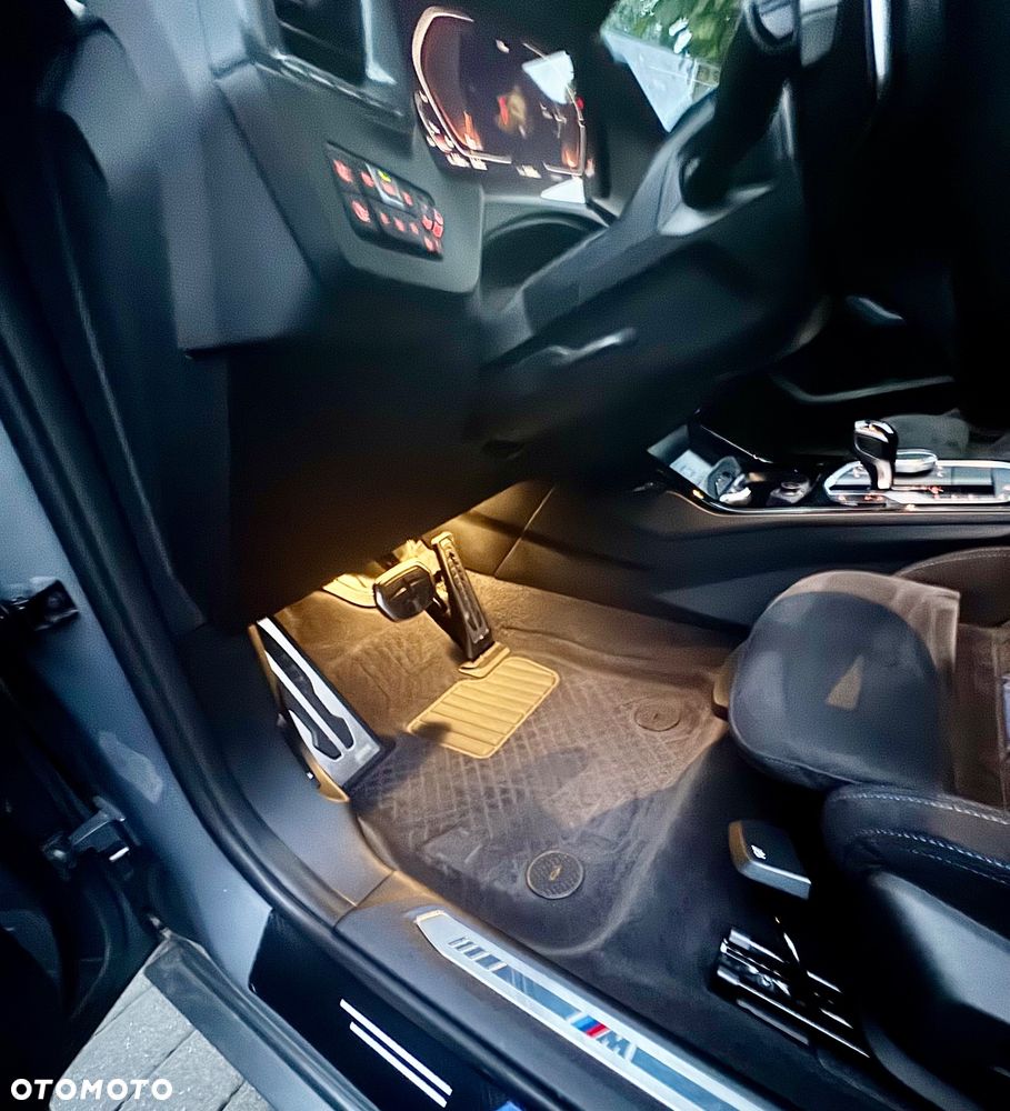 BMW Seria 1 120i M Sport - 9