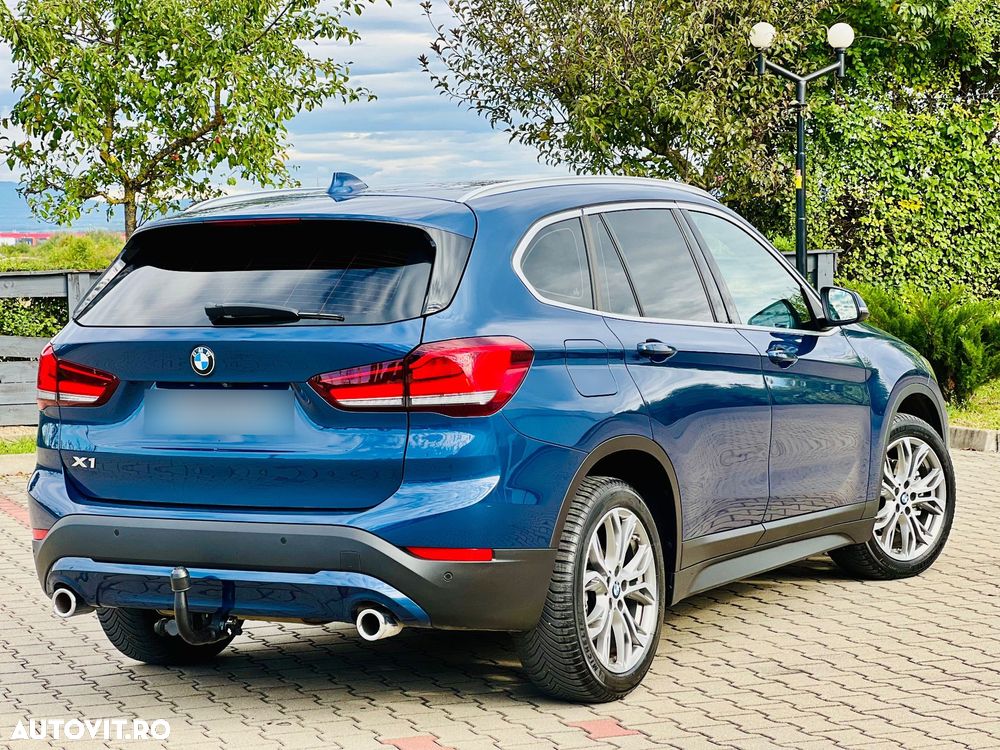 BMW X1 xDrive18d Aut. Sport Line - 3