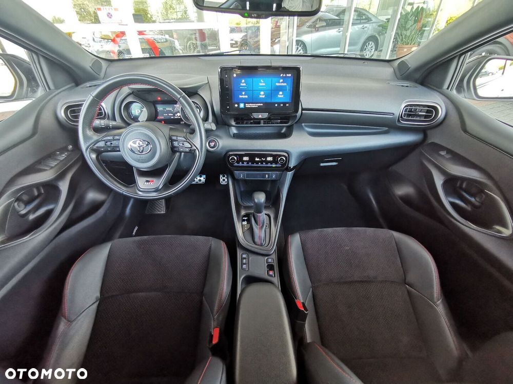 Toyota Yaris - 15