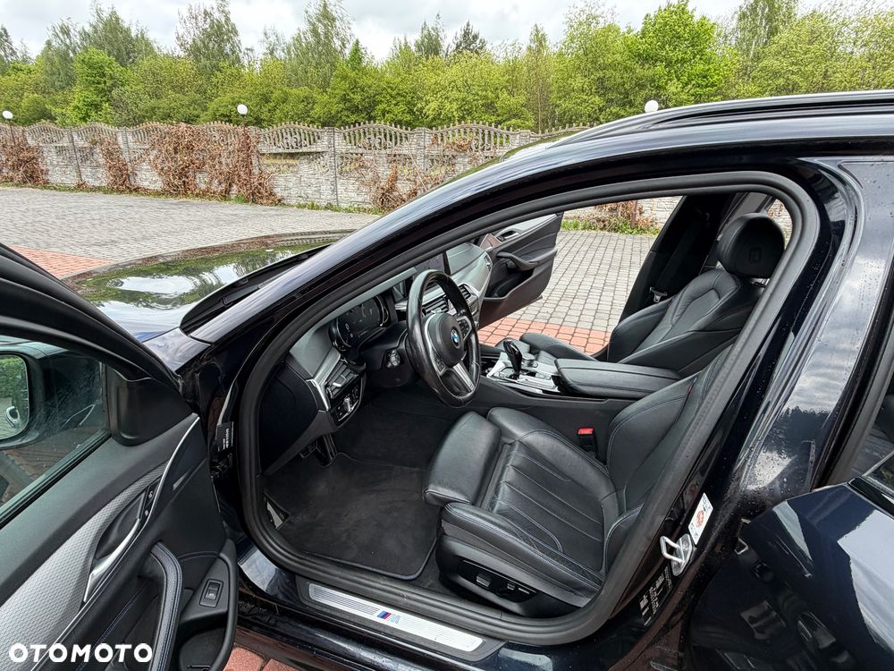 BMW Seria 5 520d M Sport Edition - 19