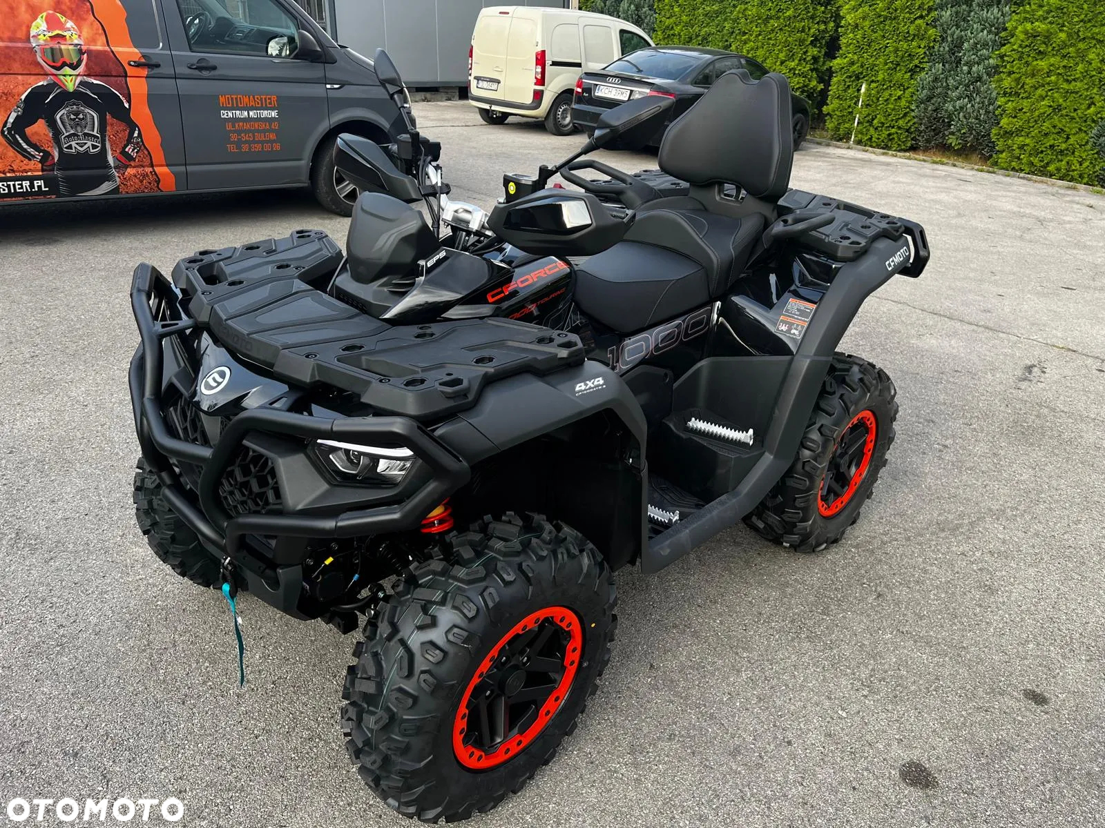 CFMoto CForce - 10