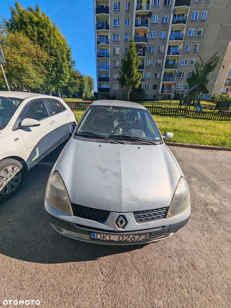 Renault Clio 1.4 16V Privilege - 1
