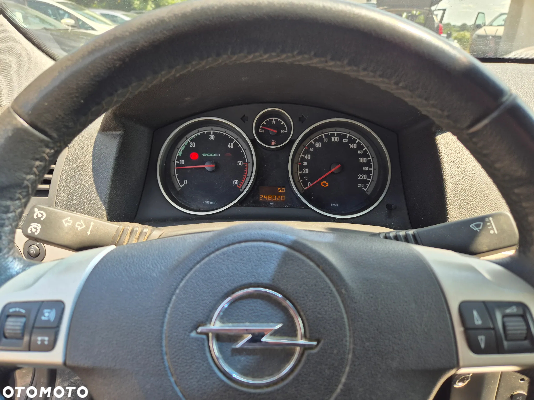 Opel Astra 1.3 CDTI - 10