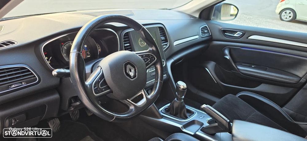 Renault Mégane 1.5 dCi Intens - 11