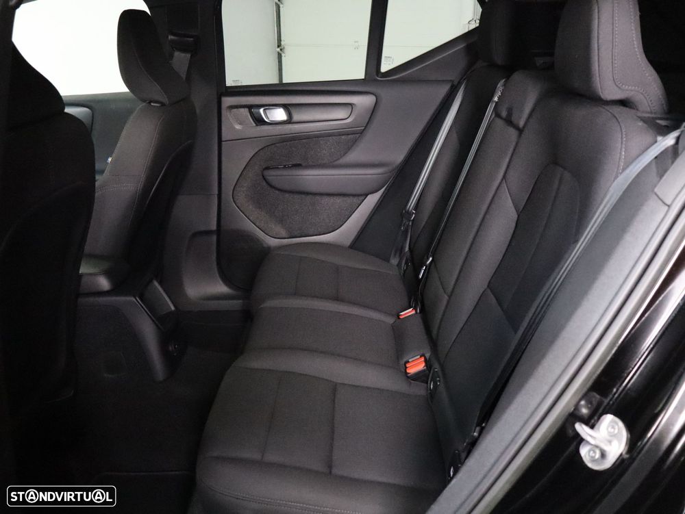 Volvo XC 40 1.5 T4 PHEV Essential - 7