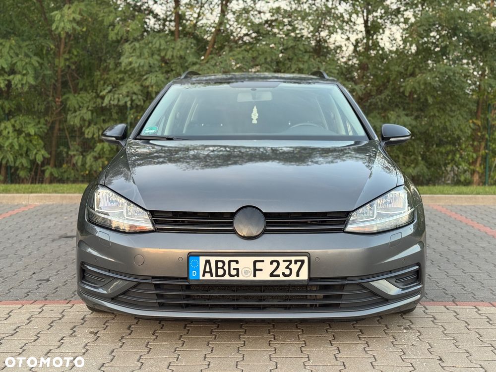 Volkswagen Golf 2.0 BlueTDI DSG Comfortline - 3