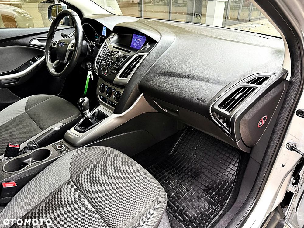 Ford Focus 1.6 TDCi DPF Titanium - 21