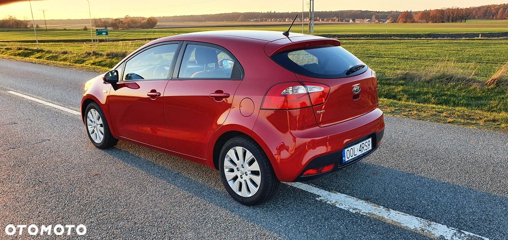 Kia Rio 1.4 Edition 7 - 5