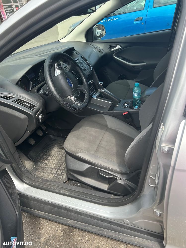 Ford Focus - 9