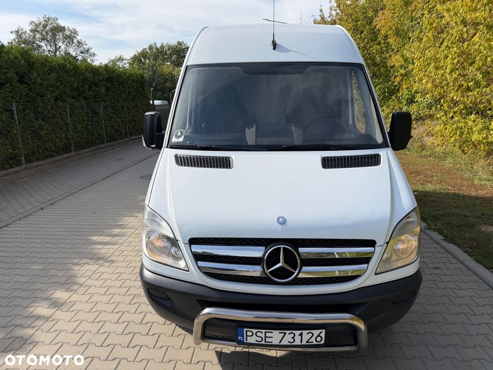 Mercedes-Benz SPRINTER - 25