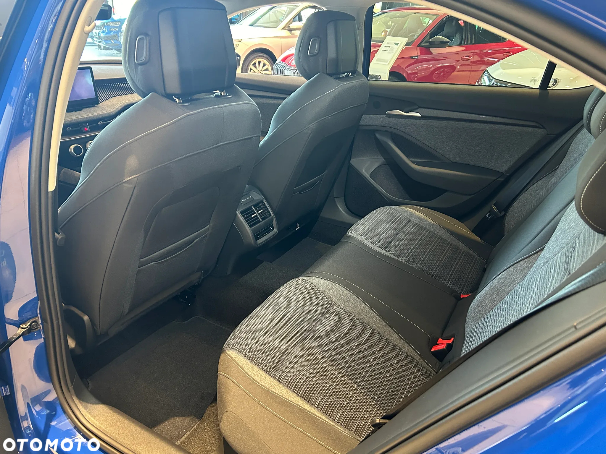 Skoda Superb 2.0 TDI SCR Selection DSG - 10
