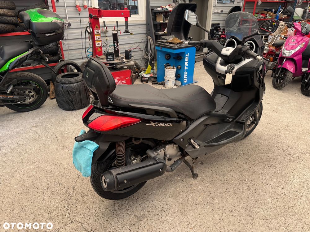 Yamaha X-max - 7