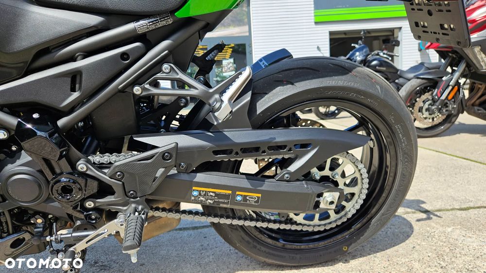 Kawasaki Z 900 - 17
