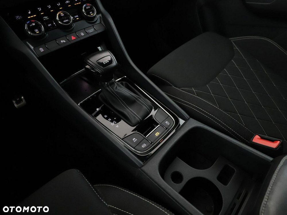 Skoda Karoq 1.5 TSI DSG Sportline - 33