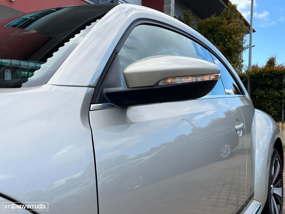 VW New Beetle - 7