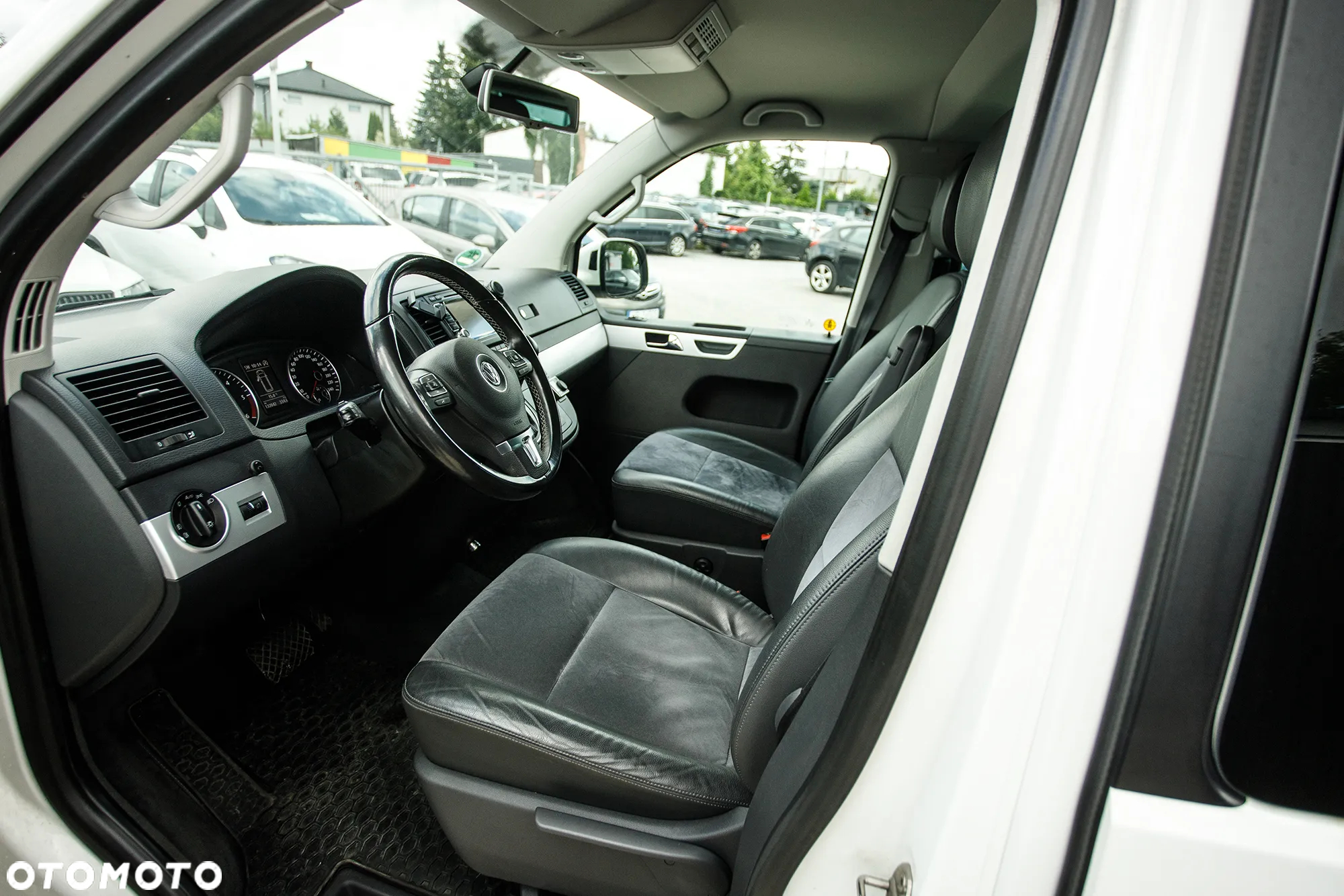 Volkswagen Multivan 6.1 2.0 TDI L1 Higline DSG - 26