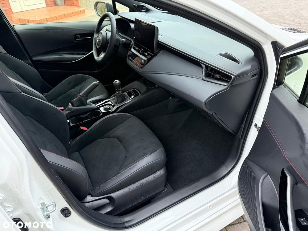 Toyota GR Corolla - 9