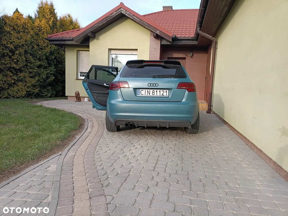 Audi A3 Sportback - 3