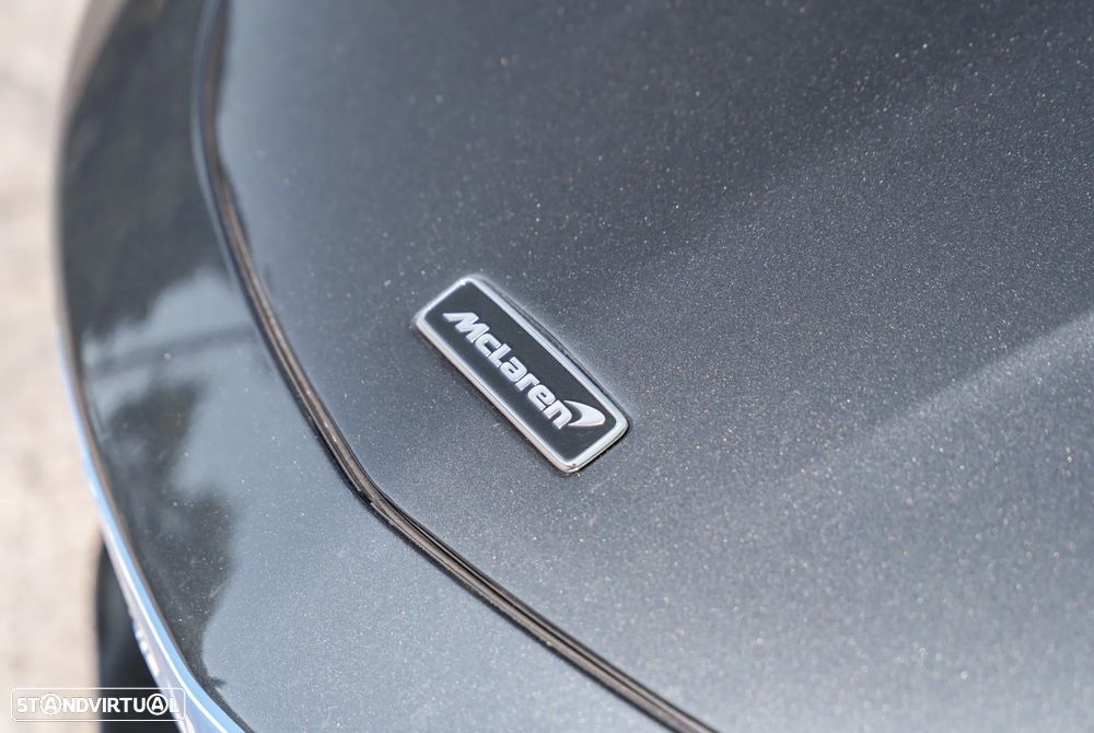 McLaren GT - 12