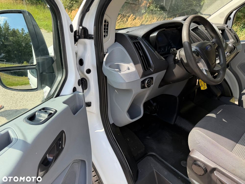 Ford TRANSIT - 9
