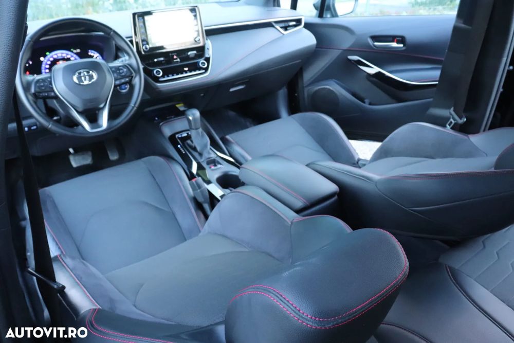 Toyota Corolla 1.8 HSD Exclusive GR Sport - 12