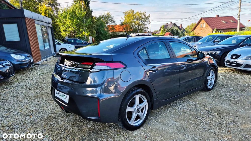 Opel Ampera - 12