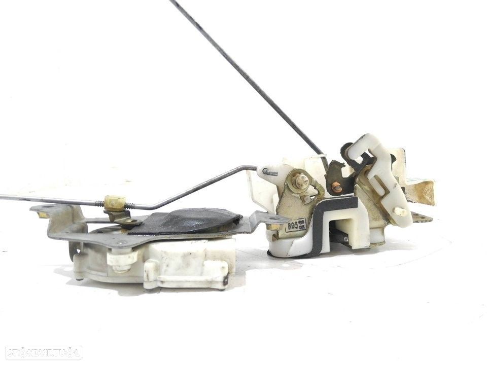 FECHADURA PORTA TRASEIRA ESQUERDA MITSUBISHI L 200 2004 - 2