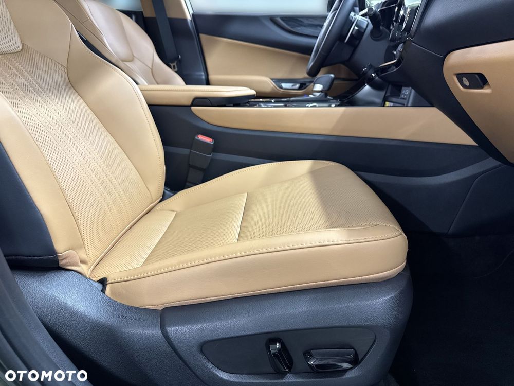 Lexus NX 350h Prestige AWD - 25