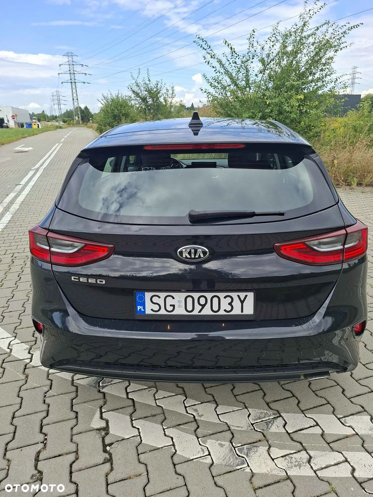 Kia Ceed 1.4 L - 7