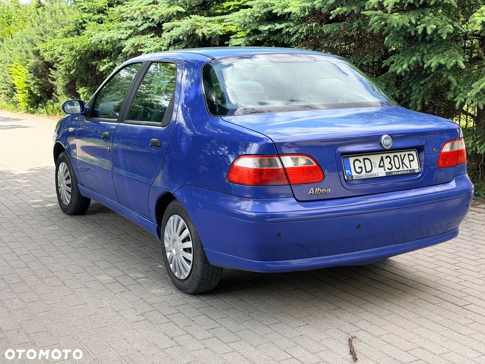 Fiat Albea 1.4 Fresh - 6