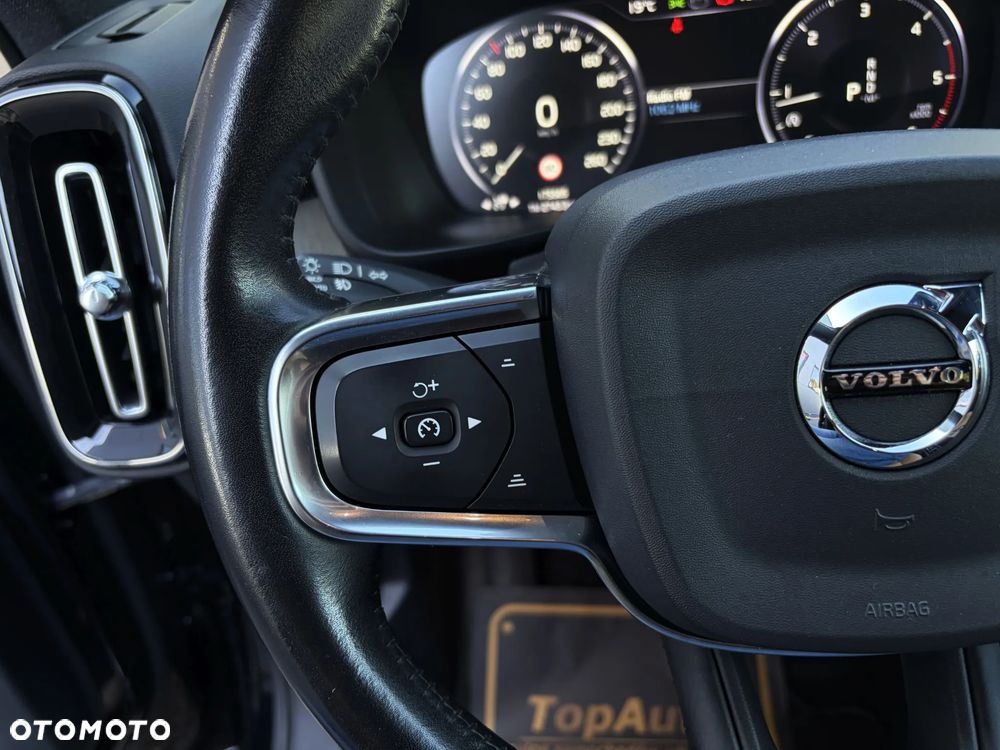 Volvo XC 40 D4 AWD Inscription - 23