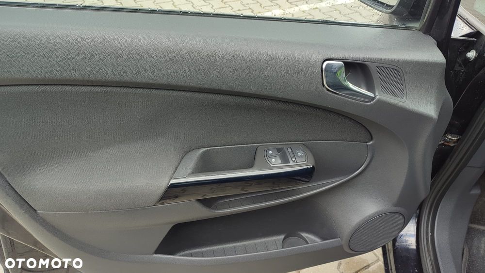 Opel Corsa 1.2 16V - 13