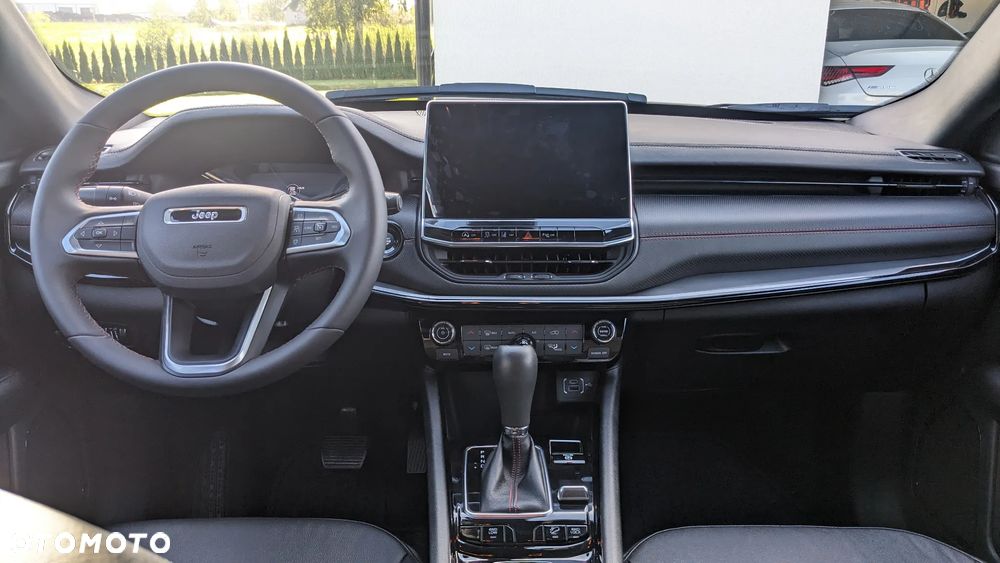 Jeep Compass - 9