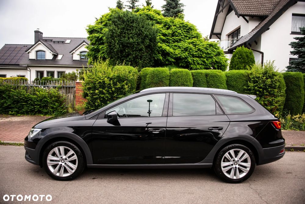 Seat Leon 2.0 TDI DPF XCELLENCE - 11
