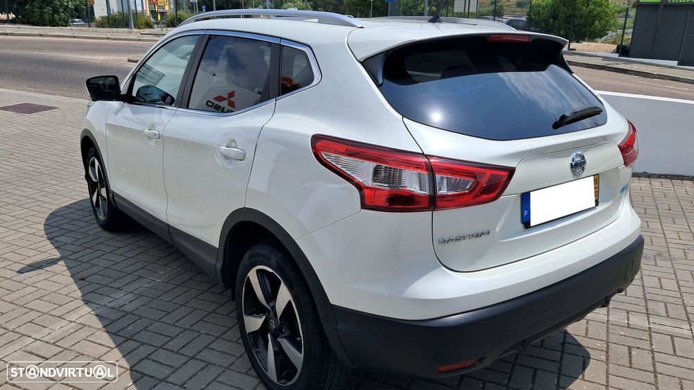 Nissan Qashqai 1.5 dCi N-Connecta 18 - 4