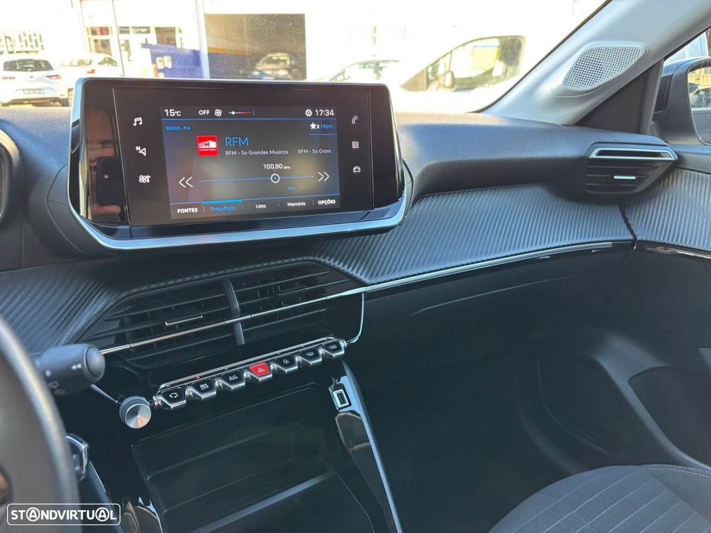 Peugeot 208 1.2 PureTech Active Pack - 31