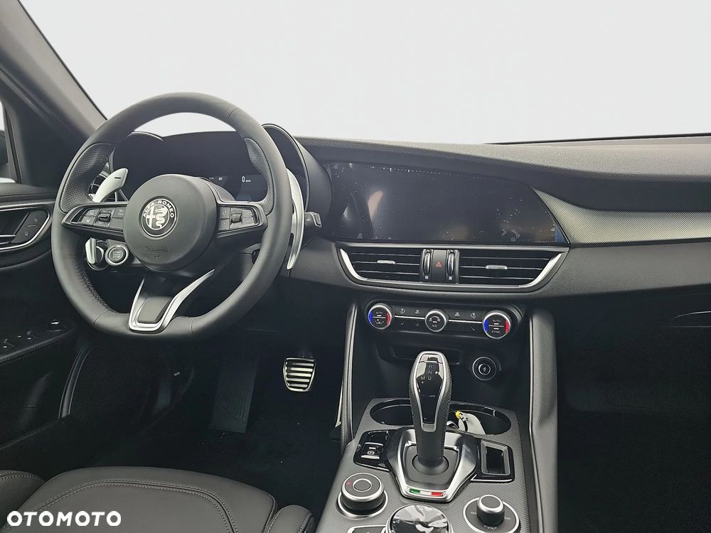 Alfa Romeo Giulia 2.0 Turbo Veloce Q4 - 13