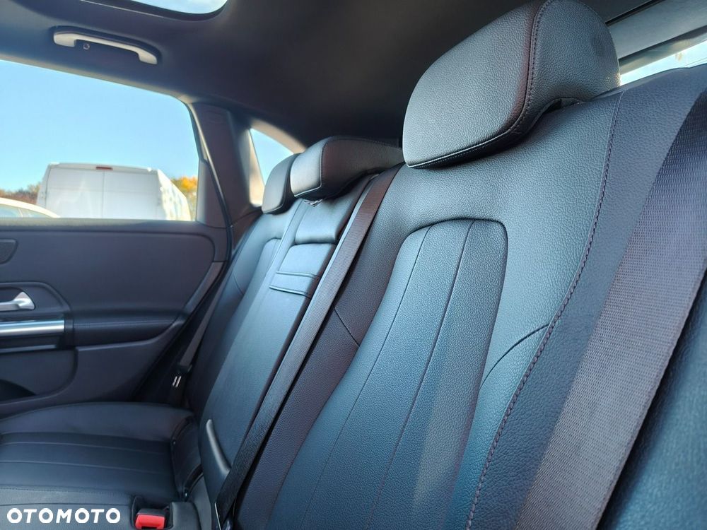 Mercedes-Benz Klasa B 200 7G-DCT Style - 30