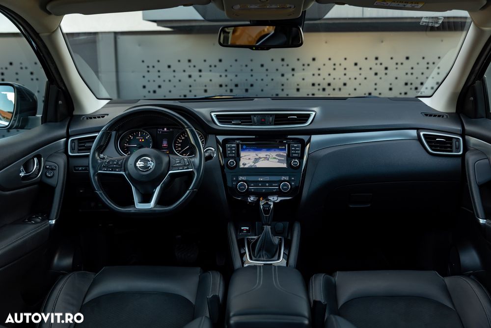 Nissan Qashqai 1.6 DCI Start/Stop X-TRONIC Tekna - 14
