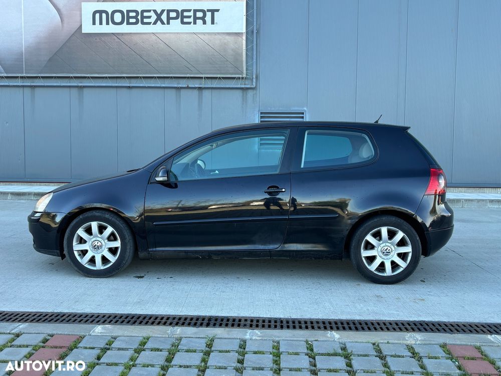 Volkswagen Golf 2.0 TDI Comfortline DSG - 2