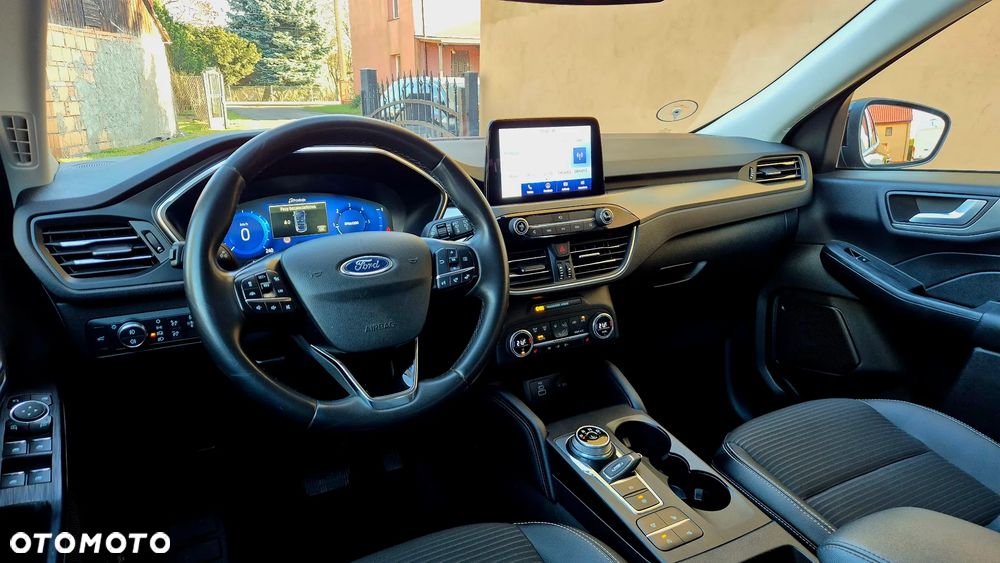 Ford Kuga 2.0 EcoBlue 4x4 TITANIUM X - 22