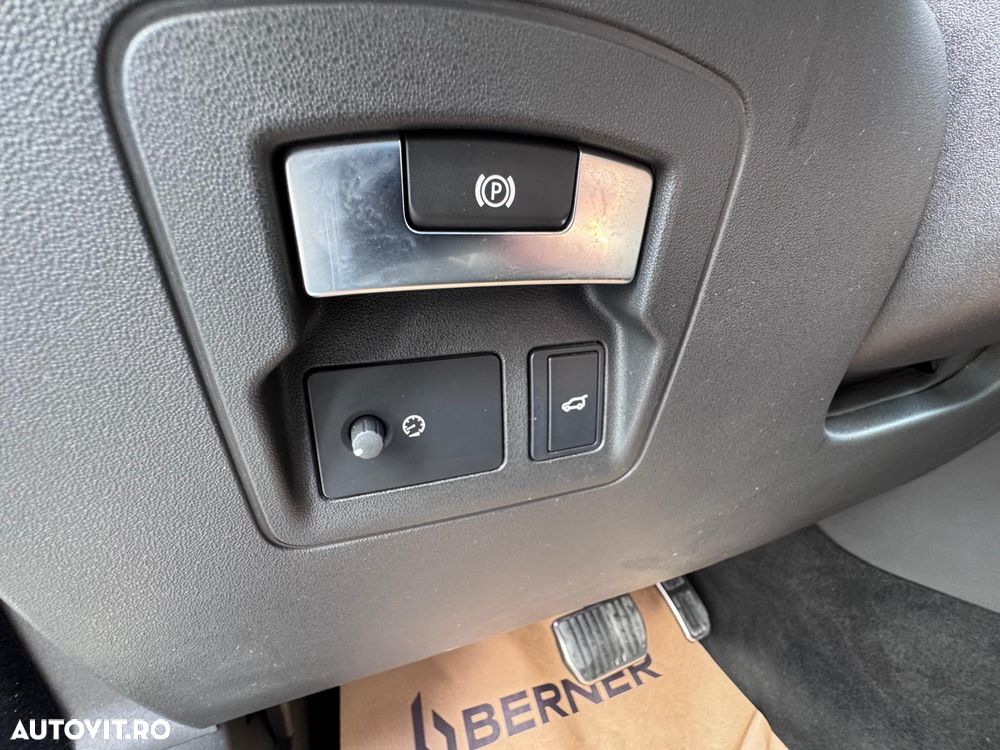 Land Rover Range Rover Velar 2.0 R-Dynamic - 27